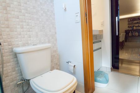 Apartamento à venda com 263m², 3 quartos e 2 vagasBanheiro Social