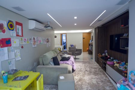Apartamento à venda com 263m², 3 quartos e 2 vagasSala