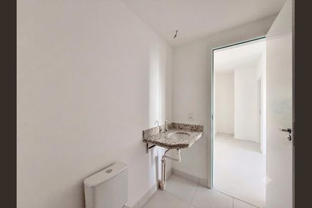 Apartamento à venda com 39m², 2 quartos e sem vaga Apartamento à venda com 39m², 2 quartos e sem vagaBanheiro