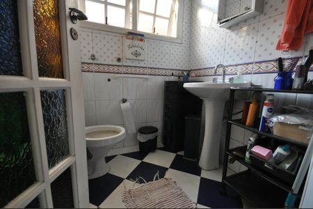 Casa à venda com 360m², 7 quartos e 4 vagasBanheiro do Quarto Suíte