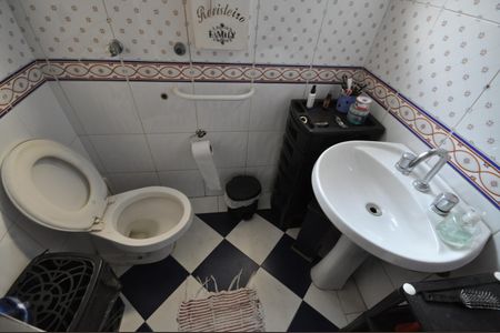Casa à venda com 360m², 7 quartos e 4 vagasBanheiro do Quarto Suíte