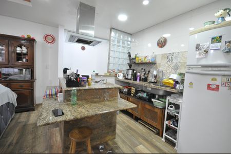 Casa à venda com 360m², 7 quartos e 4 vagasCozinha 3
