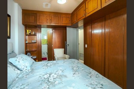 Apartamento à venda com 90m², 3 quartos e 2 vagasSuíte