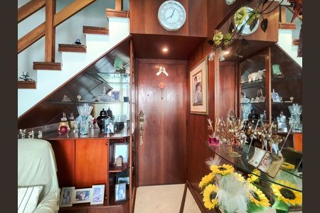 Apartamento à venda com 90m², 3 quartos e 2 vagasEntrada