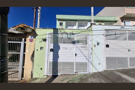 Fachada de casa à venda com 3 quartos, 110m² em Jardim Ipanema, Santo André
