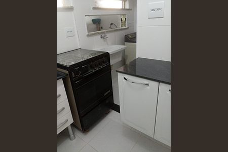 Apartamento à venda com 61m², 1 quarto e sem vaga Apartamento à venda com 61m², 1 quarto e sem vagaCozinha