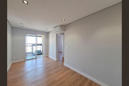 Sala de apartamento para alugar com 2 quartos, 50m² em Jardim São Paulo, São Paulo