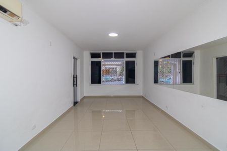 Sala de casa para alugar com 3 quartos, 126m² em Indianópolis, São Paulo