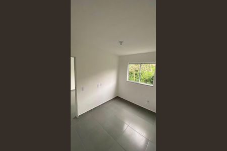 Quarto 1 de apartamento para alugar com 2 quartos, 46m² em Laranjal, São Gonçalo