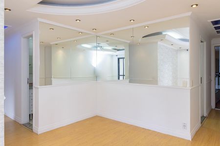Sala de apartamento para alugar com 3 quartos, 76m² em Jardim Iris, São Paulo