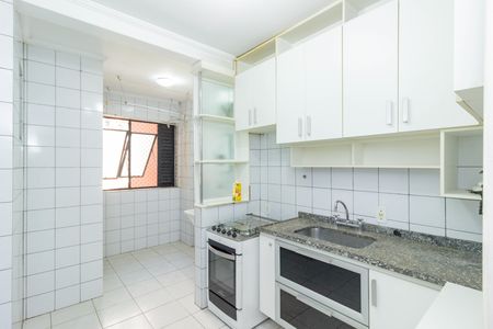 Cozinha de apartamento para alugar com 3 quartos, 76m² em Jardim Iris, São Paulo