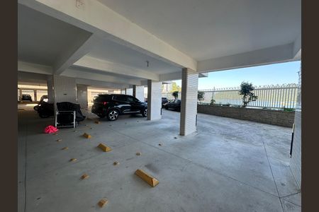 Garagem de apartamento para alugar com 3 quartos, 149m² em Itararé, São Vicente