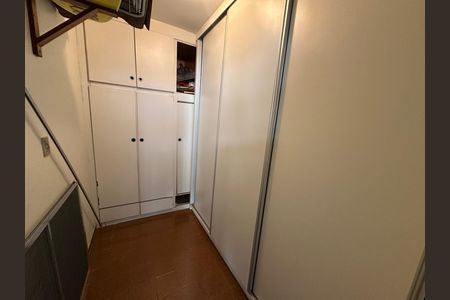 Apartamento para alugar com 149m², 3 quartos e 2 vagas Apartamento para alugar com 149m², 3 quartos e 2 vagasQuarto de Serviço