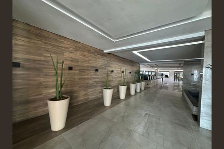 Hall de entrada de apartamento para alugar com 3 quartos, 149m² em Itararé, São Vicente