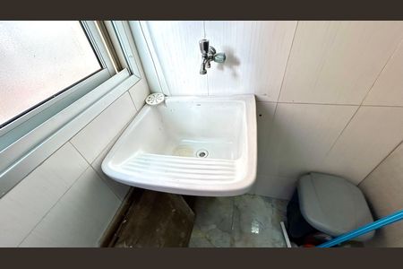 Área de Serviço de apartamento para alugar com 2 quartos, 61m² em Jardim Sao Judas Tadeu, Guarulhos