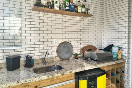 Apartamento para alugar com 70m², 2 quartos e 1 vagaSacada