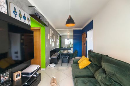 Apartamento para alugar com 70m², 2 quartos e 1 vagaSala