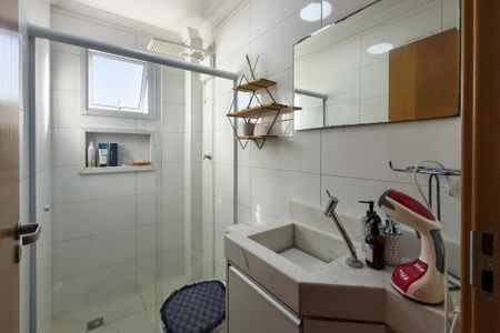 Apartamento para alugar com 70m², 2 quartos e 1 vagaBanheiro da Suíte 