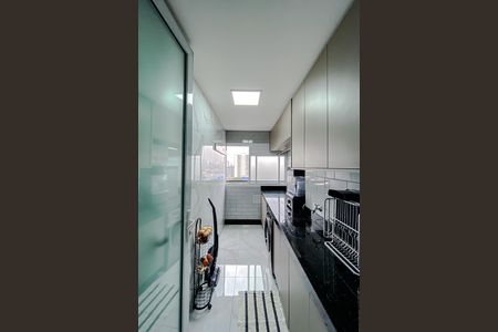 Apartamento à venda com 75m², 2 quartos e 1 vagaÁrea de Serviço