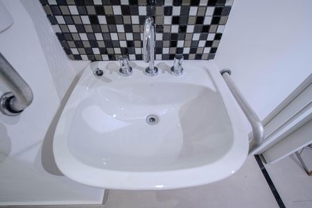 Studio para alugar com 32m², 1 quarto e sem vaga Studio para alugar com 32m², 1 quarto e sem vagaBanheiro