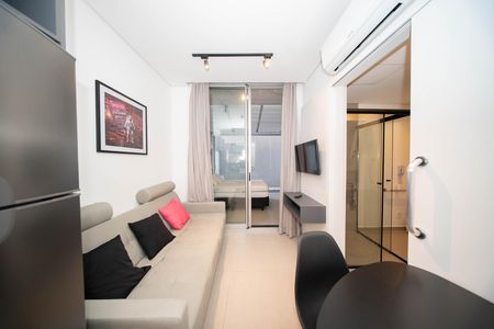Studio para alugar com 32m², 1 quarto e sem vaga Studio para alugar com 32m², 1 quarto e sem vagaSala