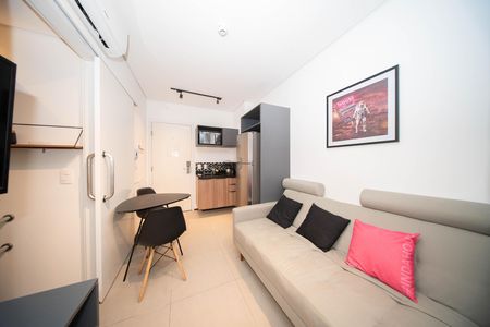 Studio para alugar com 32m², 1 quarto e sem vaga Studio para alugar com 32m², 1 quarto e sem vagaSala