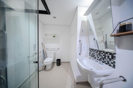 Studio para alugar com 32m², 1 quarto e sem vaga Studio para alugar com 32m², 1 quarto e sem vagaBanheiro