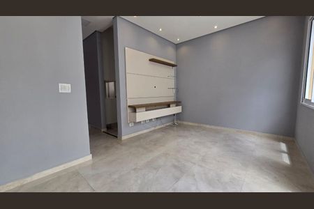 Casa de condomínio para alugar com 60m², 2 quartos e 2 vagas Casa de condomínio para alugar com 60m², 2 quartos e 2 vagasSala
