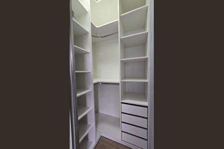 Casa de condomínio para alugar com 60m², 2 quartos e 2 vagas Casa de condomínio para alugar com 60m², 2 quartos e 2 vagasQuarto