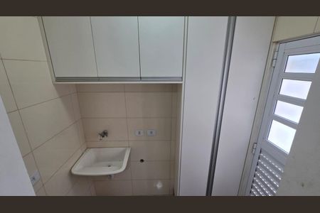 Casa de condomínio para alugar com 60m², 2 quartos e 2 vagas Casa de condomínio para alugar com 60m², 2 quartos e 2 vagasÁrea de Serviço