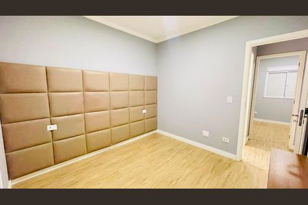 Quarto 1 de casa de condomínio para alugar com 2 quartos, 60m² em Tijuco Preto, Cotia