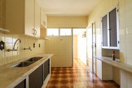 Apartamento à venda com 85m², 3 quartos e 1 vaga Apartamento à venda com 85m², 3 quartos e 1 vagaCozinha