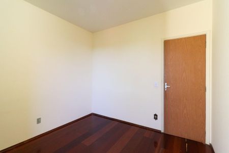 Apartamento à venda com 85m², 3 quartos e 1 vaga Apartamento à venda com 85m², 3 quartos e 1 vagaQuarto