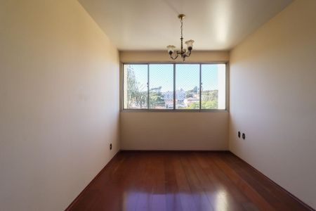 Apartamento à venda com 85m², 3 quartos e 1 vaga Apartamento à venda com 85m², 3 quartos e 1 vagaSala