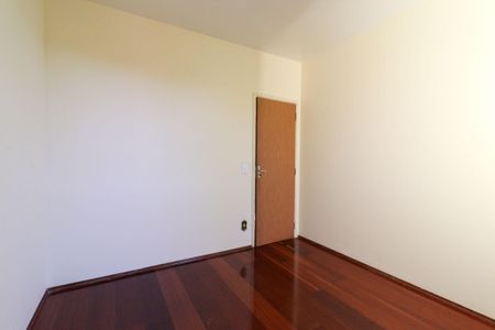 Apartamento à venda com 85m², 3 quartos e 1 vaga Apartamento à venda com 85m², 3 quartos e 1 vagaQuarto