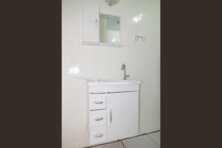 Apartamento à venda com 37m², 1 quarto e 1 vaga Apartamento à venda com 37m², 1 quarto e 1 vagaBanheiro social