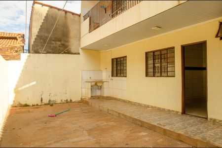 Área externa de apartamento para alugar com 3 quartos, 96m² em Setor Candida de Morais, Goiânia