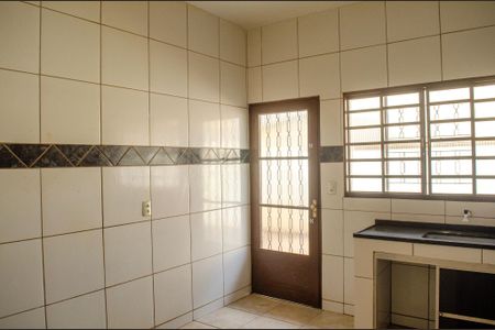 Cozinha de apartamento para alugar com 3 quartos, 96m² em Setor Candida de Morais, Goiânia
