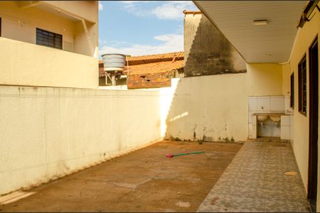 Apartamento para alugar com 3 quartos, 96m² em Setor Candida de Morais, Goiânia