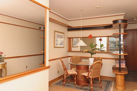 Apartamento para alugar com 3 quartos, 55m² em Jardim Carvalho, Porto Alegre