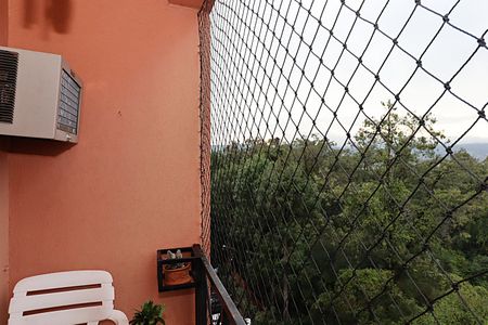 Sacada da Sala de apartamento para alugar com 3 quartos, 55m² em Jardim Carvalho, Porto Alegre