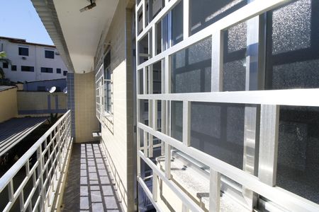 Varanda do quarto 1 e 2  de casa de condomínio para alugar com 2 quartos, 85m² em Taquara, Rio de Janeiro