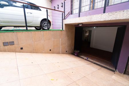 Garagem de casa para alugar com 3 quartos, 180m² em Parque Jabaquara, São Paulo