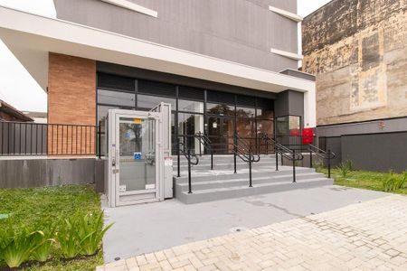 Fachada do bloco de kitnet/studio à venda com 1 quarto, 19m² em Rebouças, Curitiba