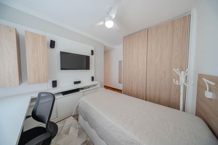 Apartamento à venda com 172m², 3 quartos e 1 vaga Apartamento à venda com 172m², 3 quartos e 1 vagaQuarto 2