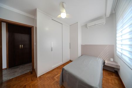 Apartamento à venda com 172m², 3 quartos e 1 vaga Apartamento à venda com 172m², 3 quartos e 1 vagaQuarto 1
