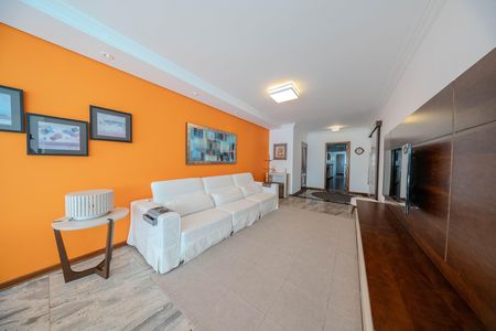 Apartamento à venda com 172m², 3 quartos e 1 vaga Apartamento à venda com 172m², 3 quartos e 1 vagaSala