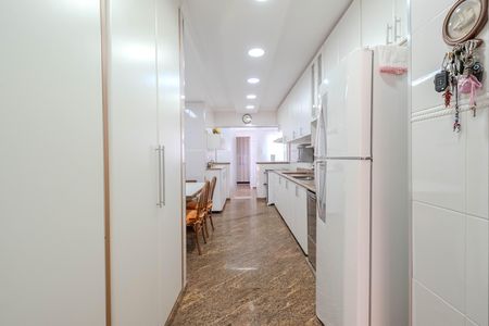 Apartamento à venda com 172m², 3 quartos e 1 vaga Apartamento à venda com 172m², 3 quartos e 1 vagaCozinha