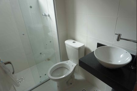 Banheiro de apartamento para alugar com 2 quartos, 39m² em Chácara Estela, Barueri