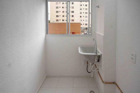 Área de Serviço de apartamento para alugar com 2 quartos, 43m² em Parque São Lourenço, São Paulo